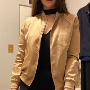 ✨ 2/$35 Rose gold light jacket